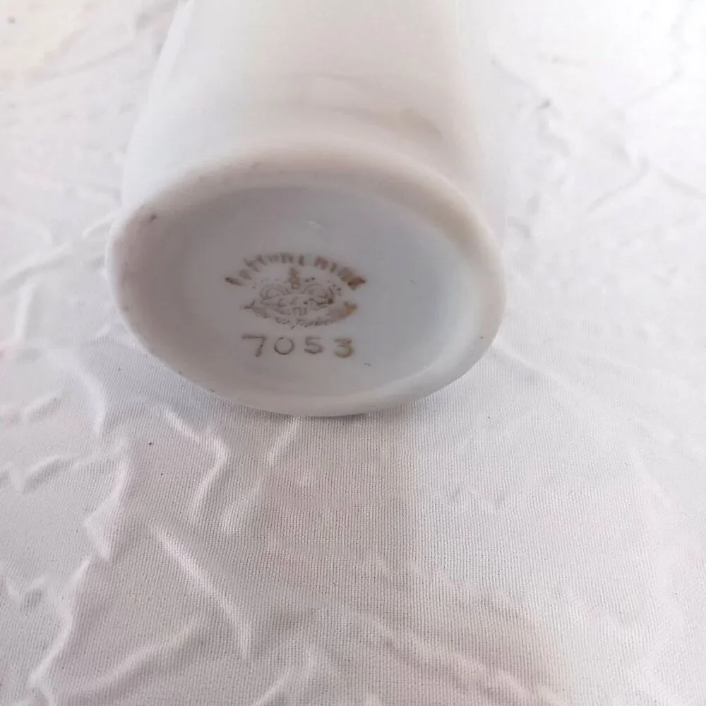 Vtg Lefton China Hand Painted Floral Bud Vase #7053 Gold Trim Porcelain Japan